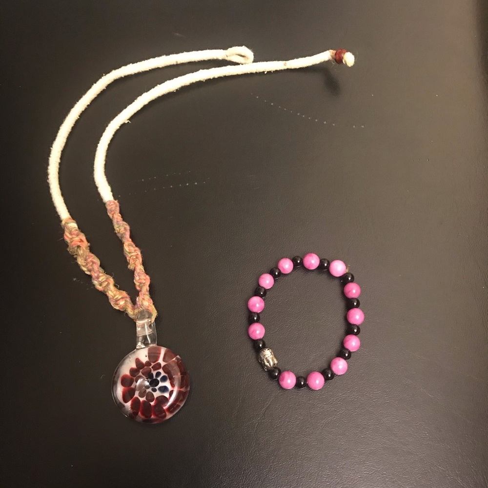 Necklace and bracelet ✌🏻 ☮️
